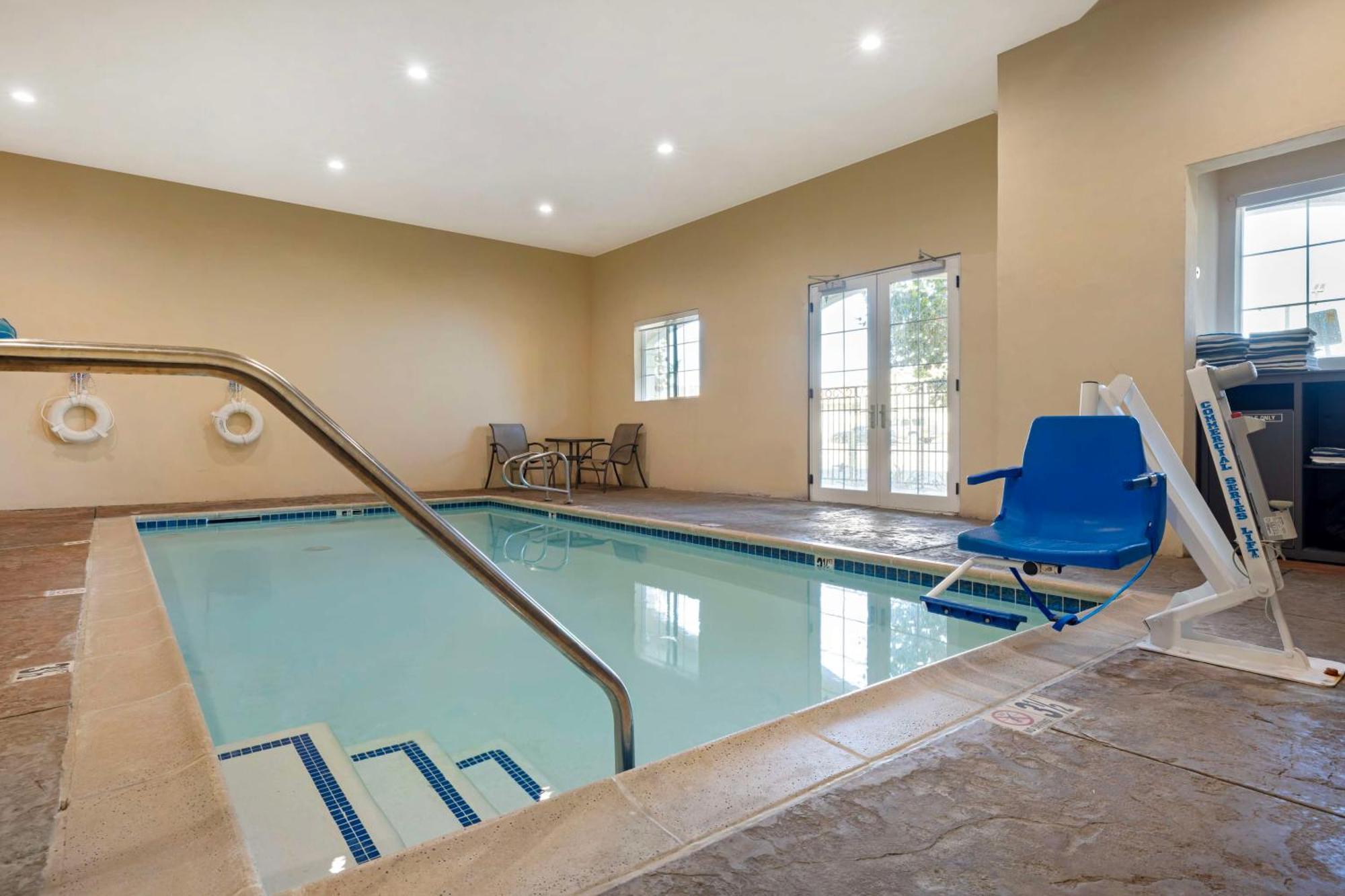 Best Western Plus Temecula Wine Country Hotel & Suites Kültér fotó